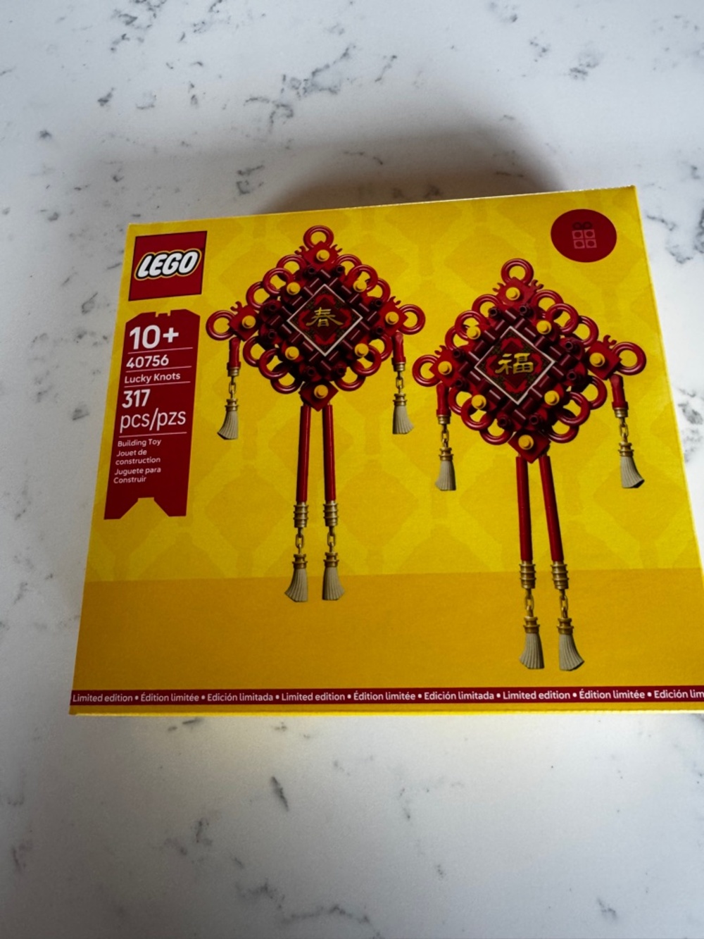 LEGO LUCKY KNOTS RETIRED BRAND NEW AND SEALED IN BOX